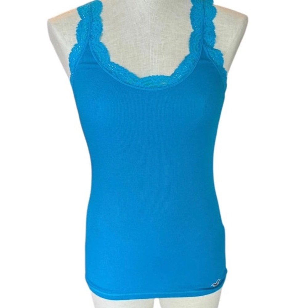 Blue Fitted Sleeveless Tank Top
